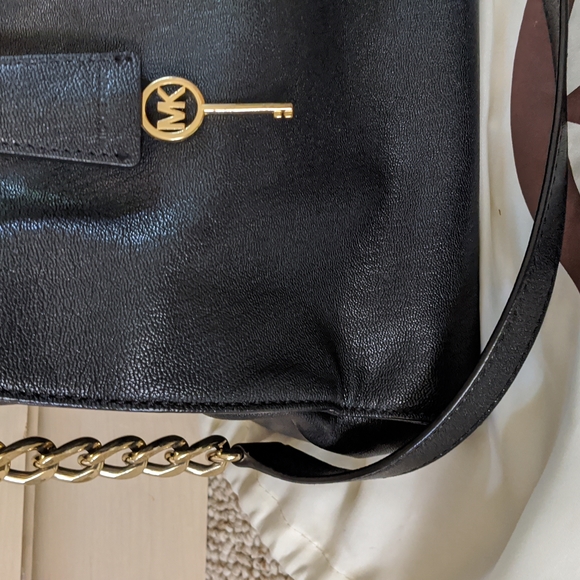 EUC Michael Kors Large Hamilton Bag - Picture 3 of 16